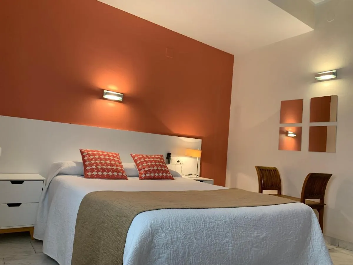 **  Hotel Restaurant Llansola Sant Carlos de la Ràpita Espagne