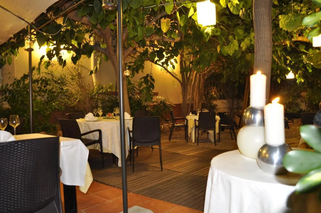 Hotel Restaurant Llansola Sant Carles De La Rapita